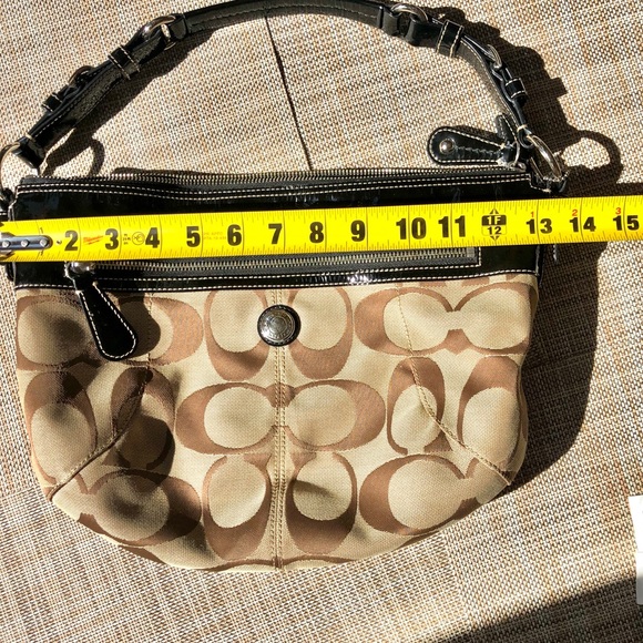 COACH Laura Hobo Bag - Picture 7 of 12